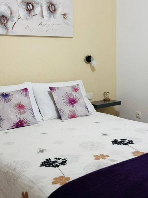 Apartments Paradise Licko Petrovo Selo Екстер'єр фото