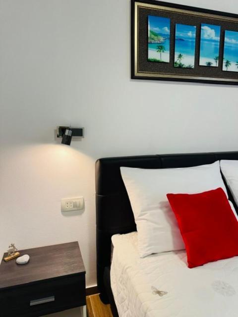 Apartments Paradise Licko Petrovo Selo Екстер'єр фото